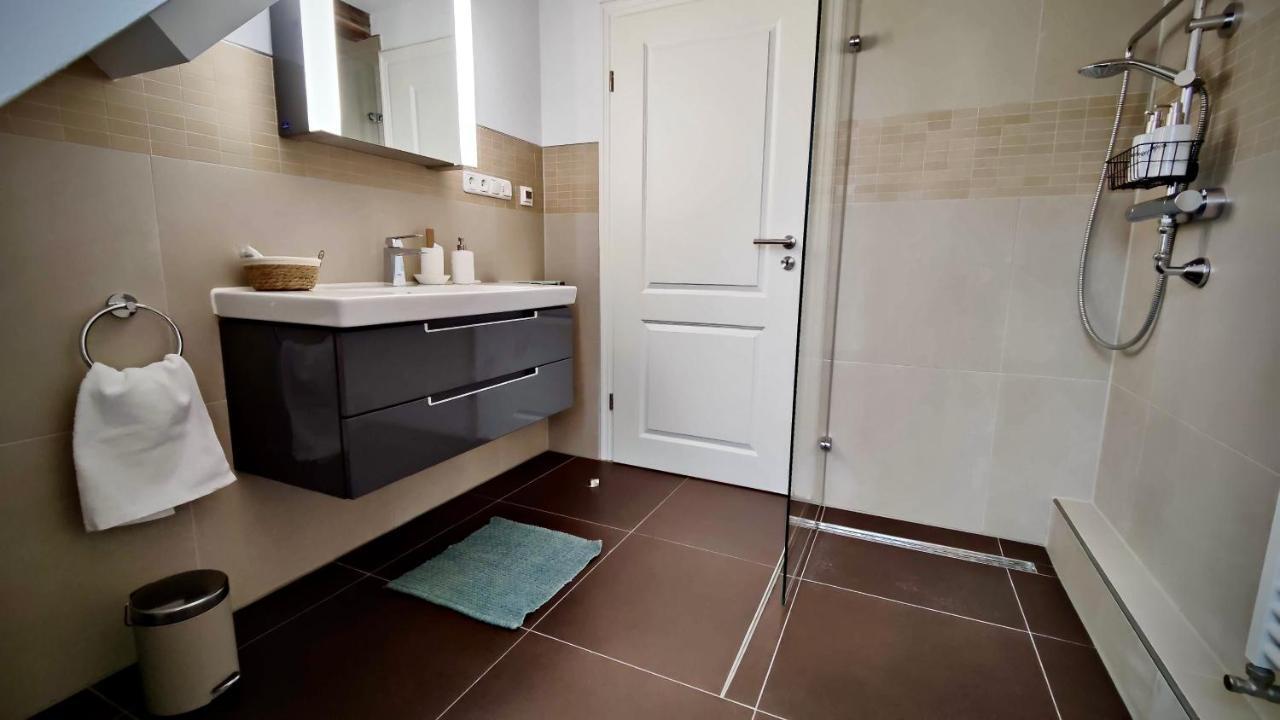 One Apartment'S⎢Neu+Zentral⎢Alberstplatz⎢Altbau Coburg Esterno foto